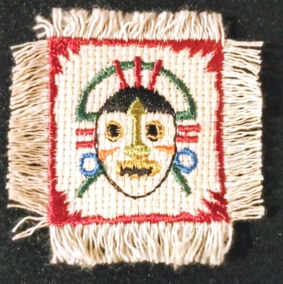 1 Native Meso-American Mask Logo Embroidered Patch Emblem Appliqué 2"x2" Iron-On - Picture 2 of 4